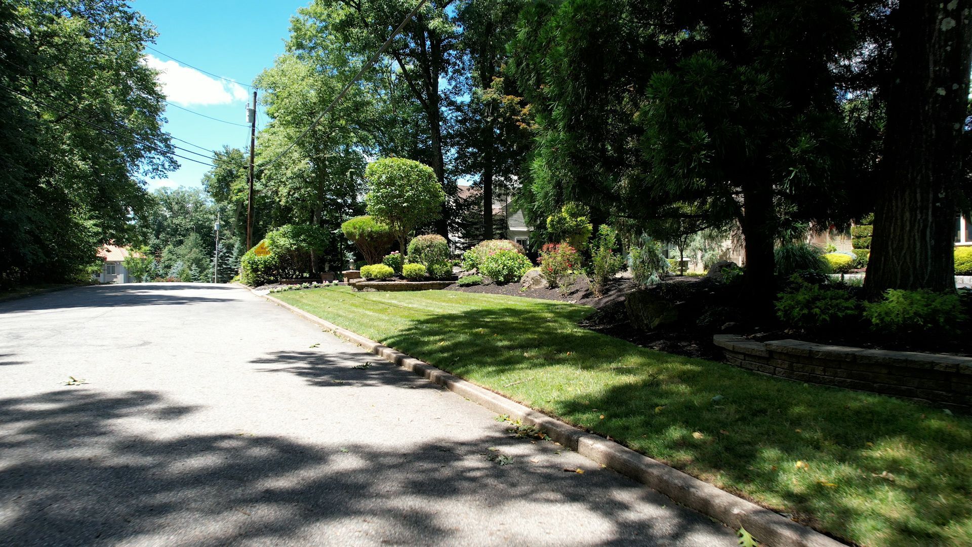 Exquisite Outdoor Oasis — image 4